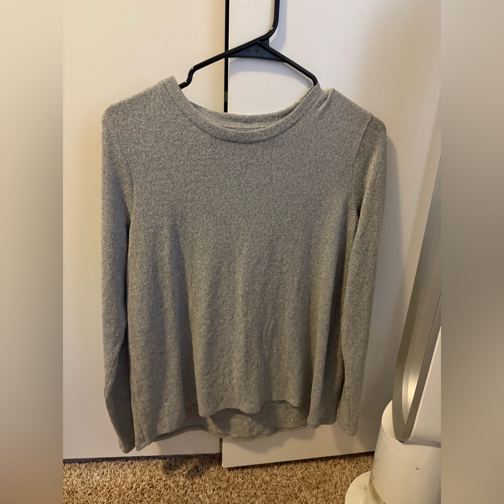 American Eagle Outfitters Soft & Sexy Plush Gray Top